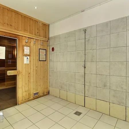 Arc 1950, 2 6 Pers, Vue Montblanc, Sauna, Hammam, Jacuzzi, Piscine Intérieure Et Extérieure